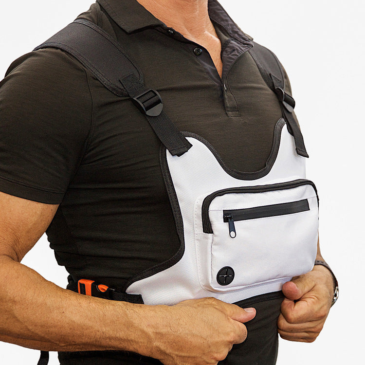 3 Essential things your running chest bag should have